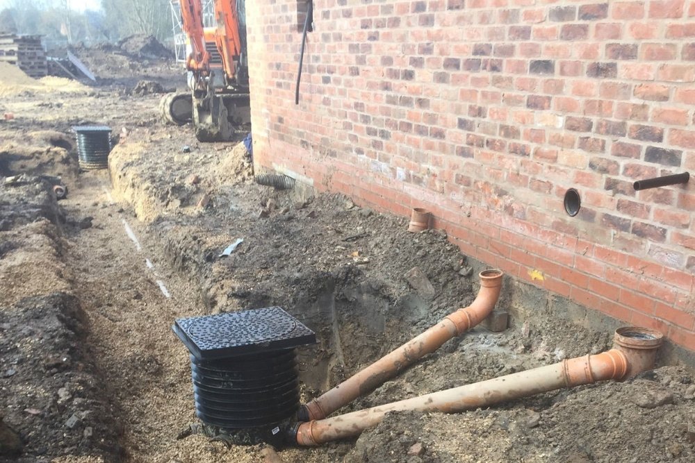 Surrey Digger Services - Foul drainage.jpg